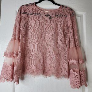 Lace layer bell sleeve top